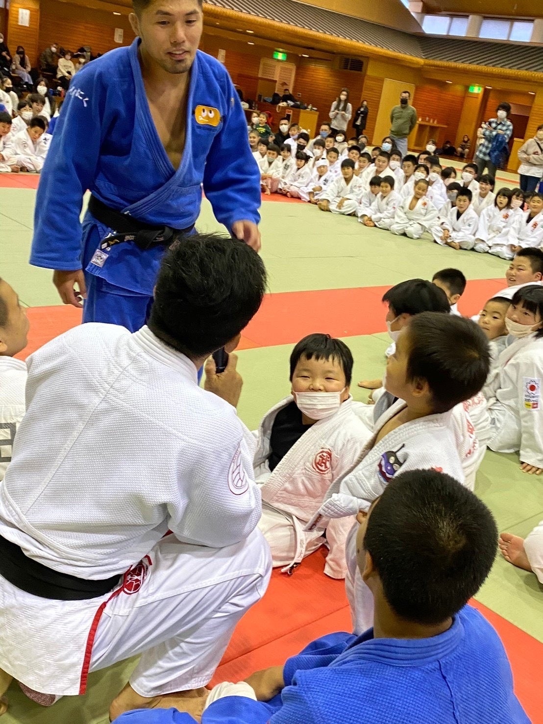 豪華講師による子どもたちへの質疑応答