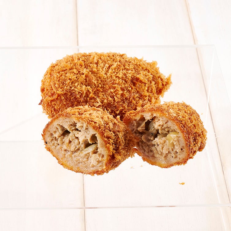 鉄人メンチ（税込200円）