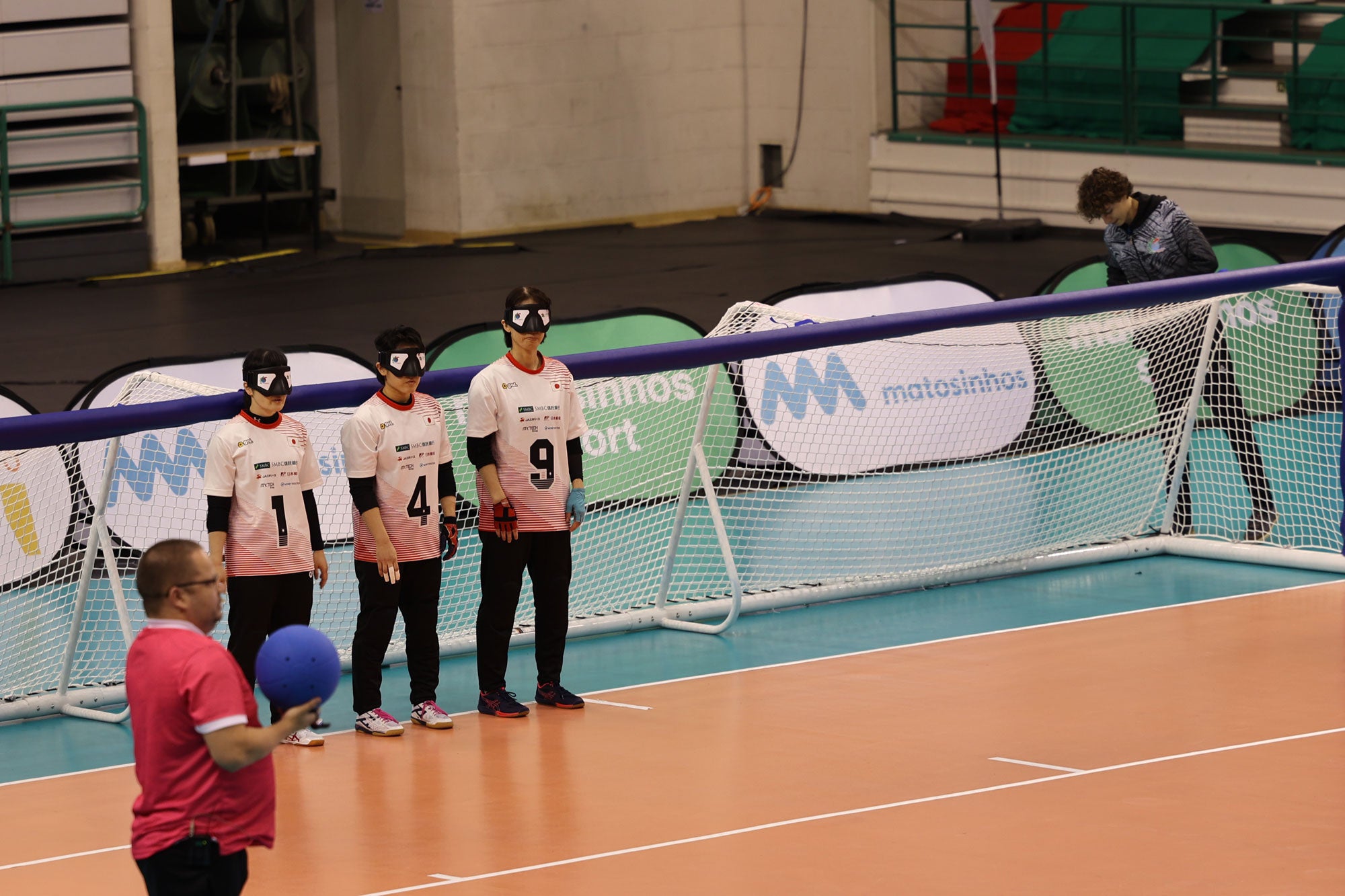 エジプト戦のスタメン、左から天摩由貴選手（背番号1）、安室早姫選手（背番号4）、小宮正江選手（背番号9）