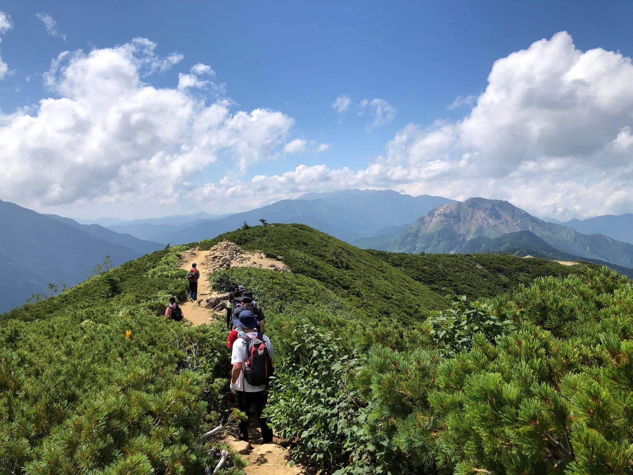 北アルプスの絶景を楽しみながらの登山