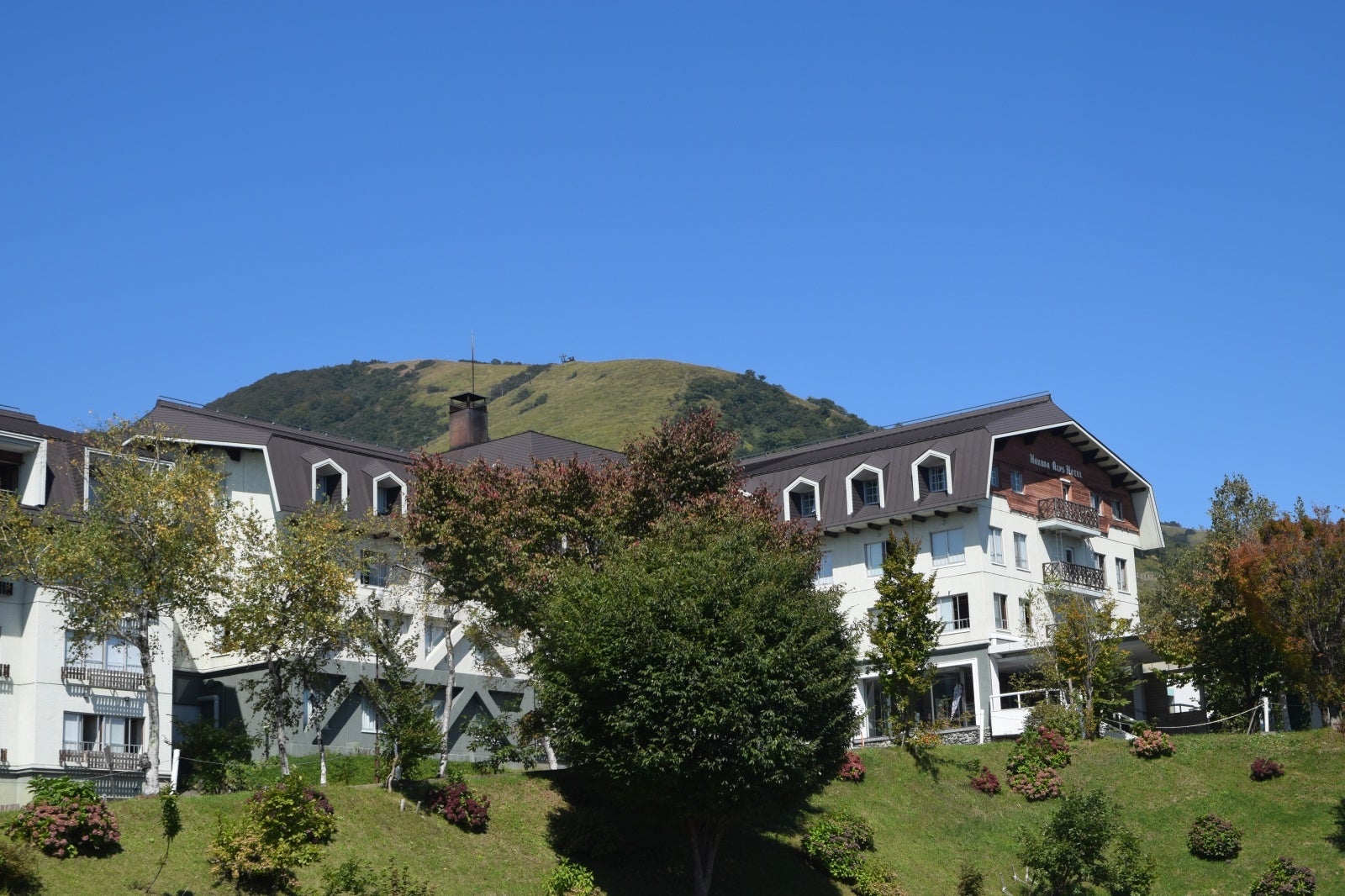 白馬アルプスホテル外観