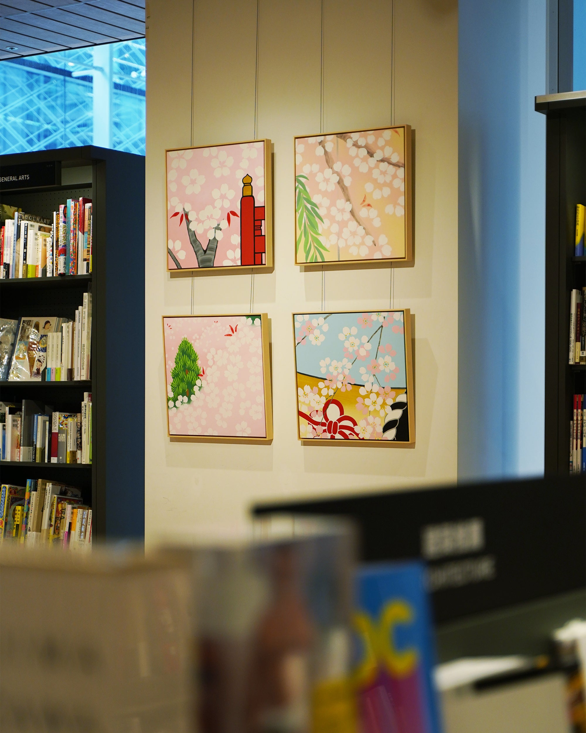 桜の開花シーズンに合わせて製作しt一点もののアート