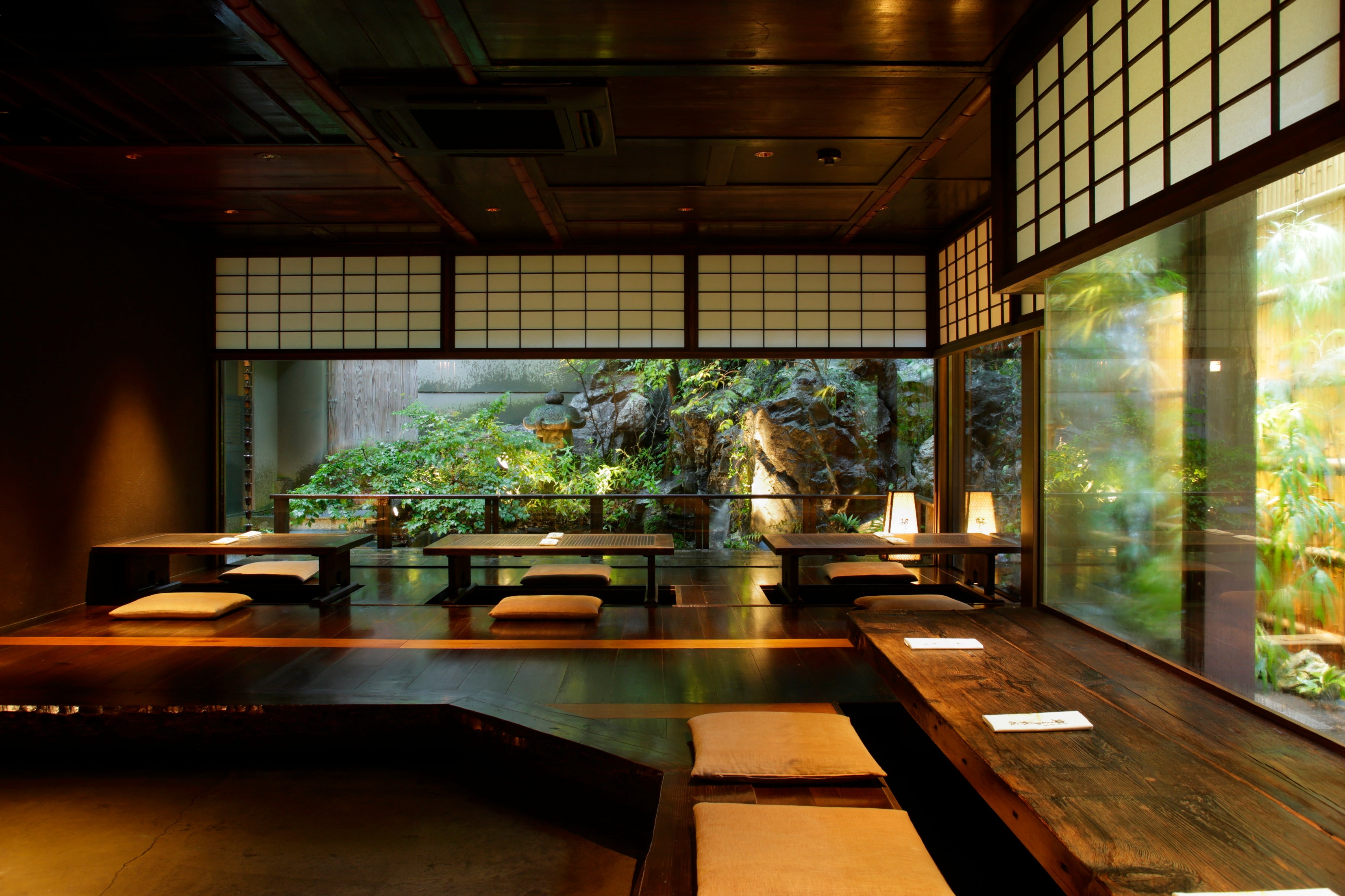 柚子屋旅館内 ごはん処「一心居」