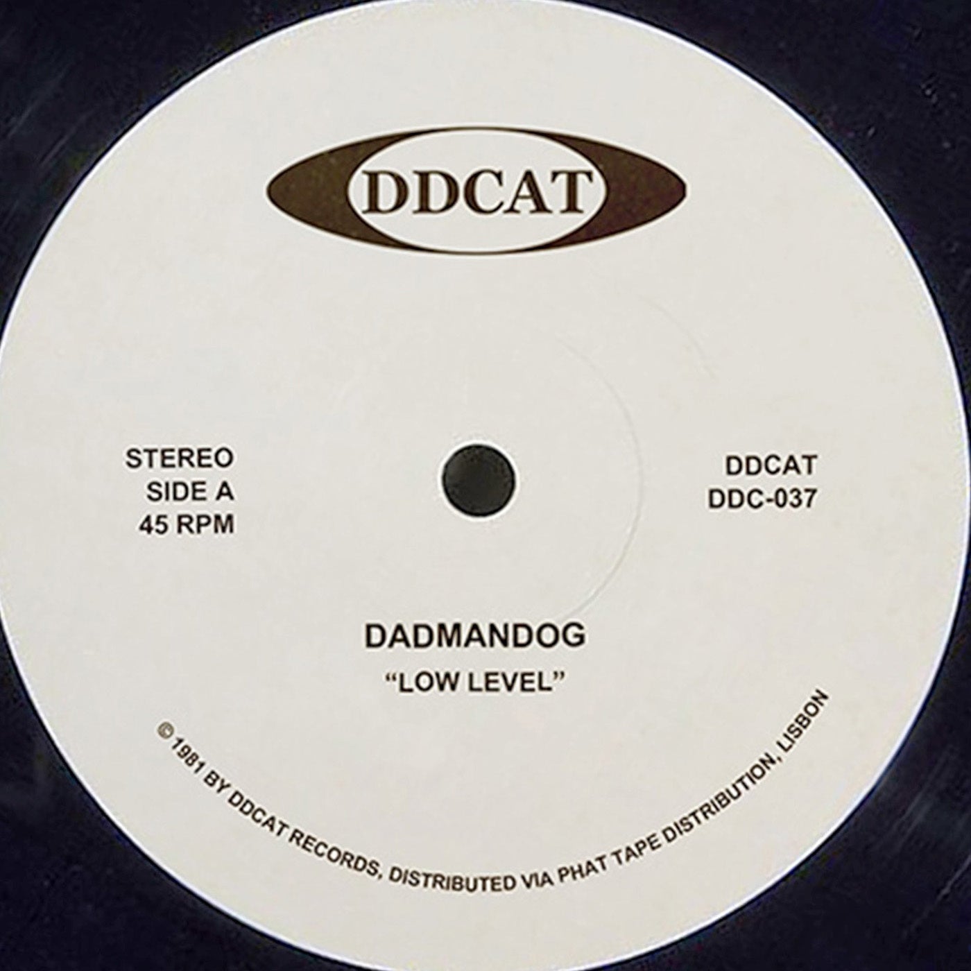 Dadmandog - Loｗ Level (Remastered) 11月1日（火）22時リリース