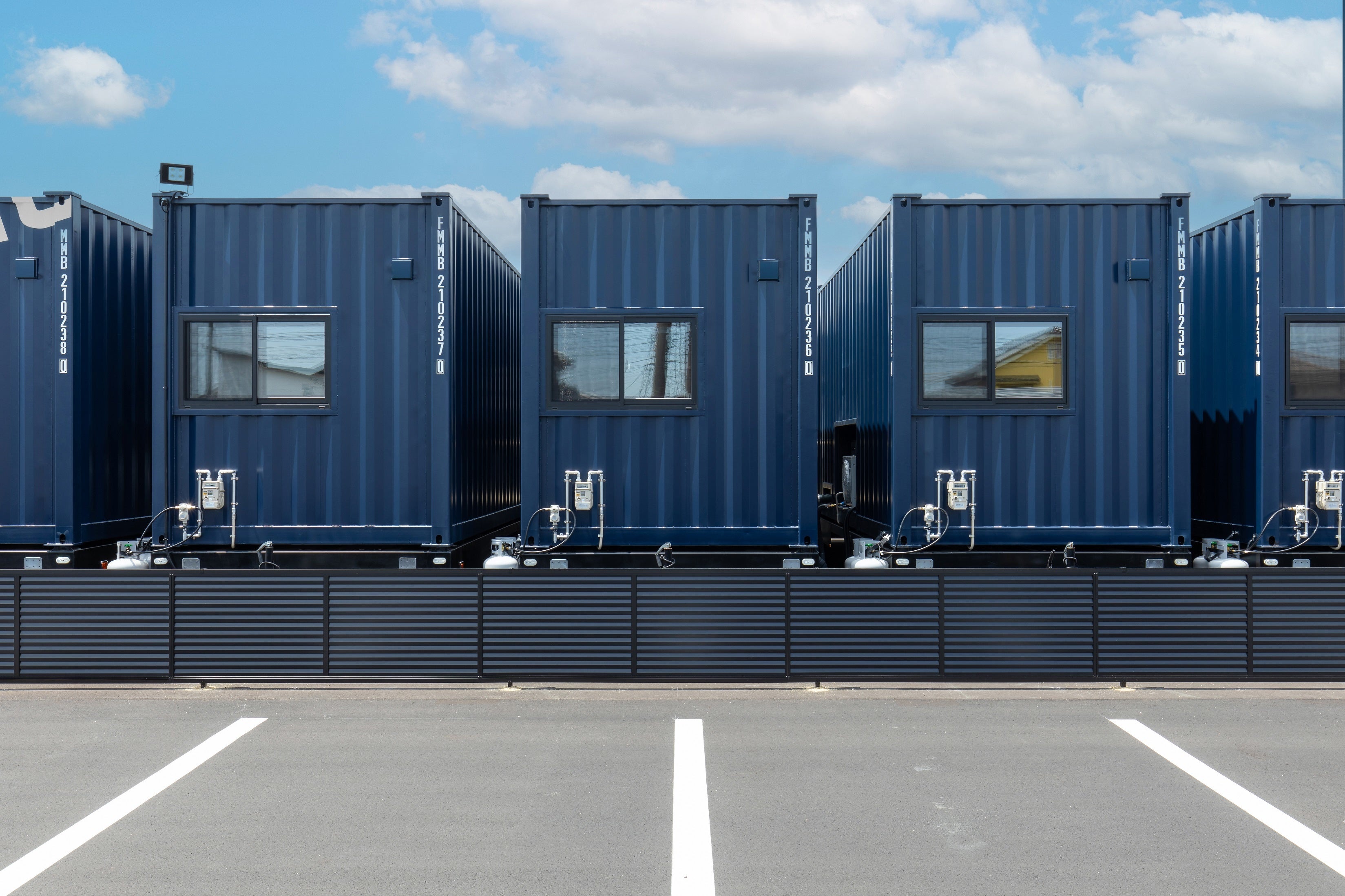 まるでキャンプに来ているかのような静寂さを演出する空間設計をお楽しみください。