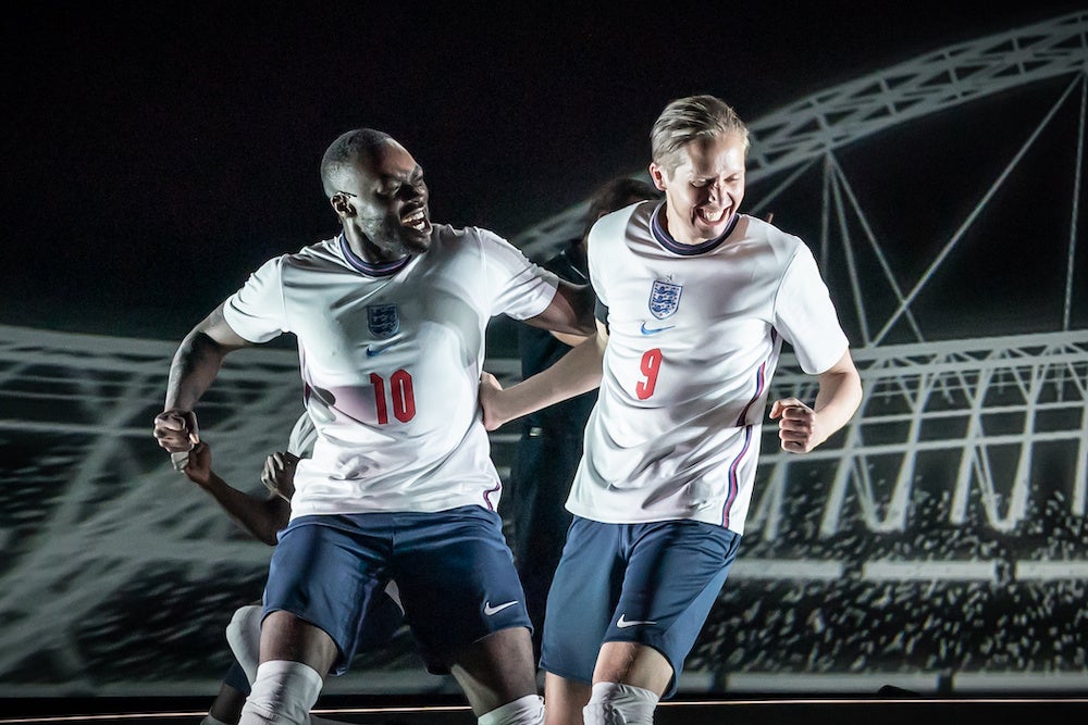 NTLive 『ディア・イングランド』　©️Marc Brenner