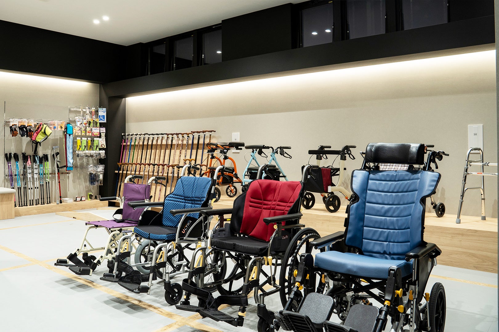 介福本舗内装©SAWARISE