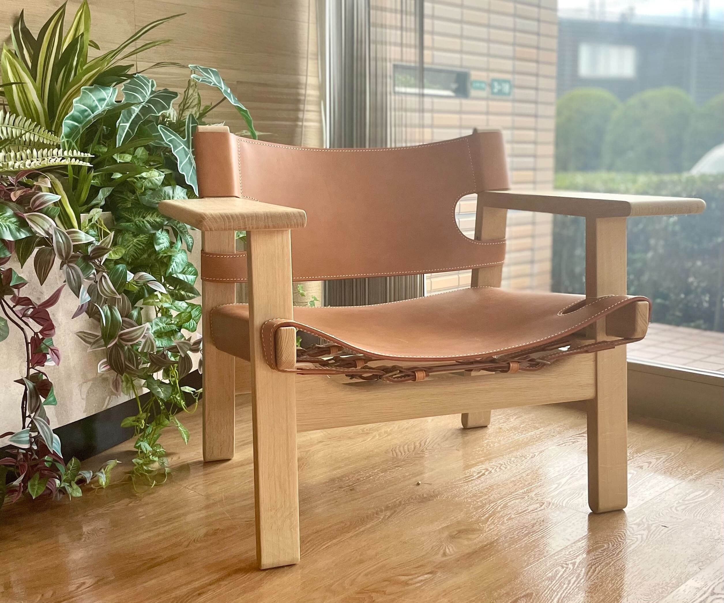 「Fredericia」のSpanish Chair©SAWARISE