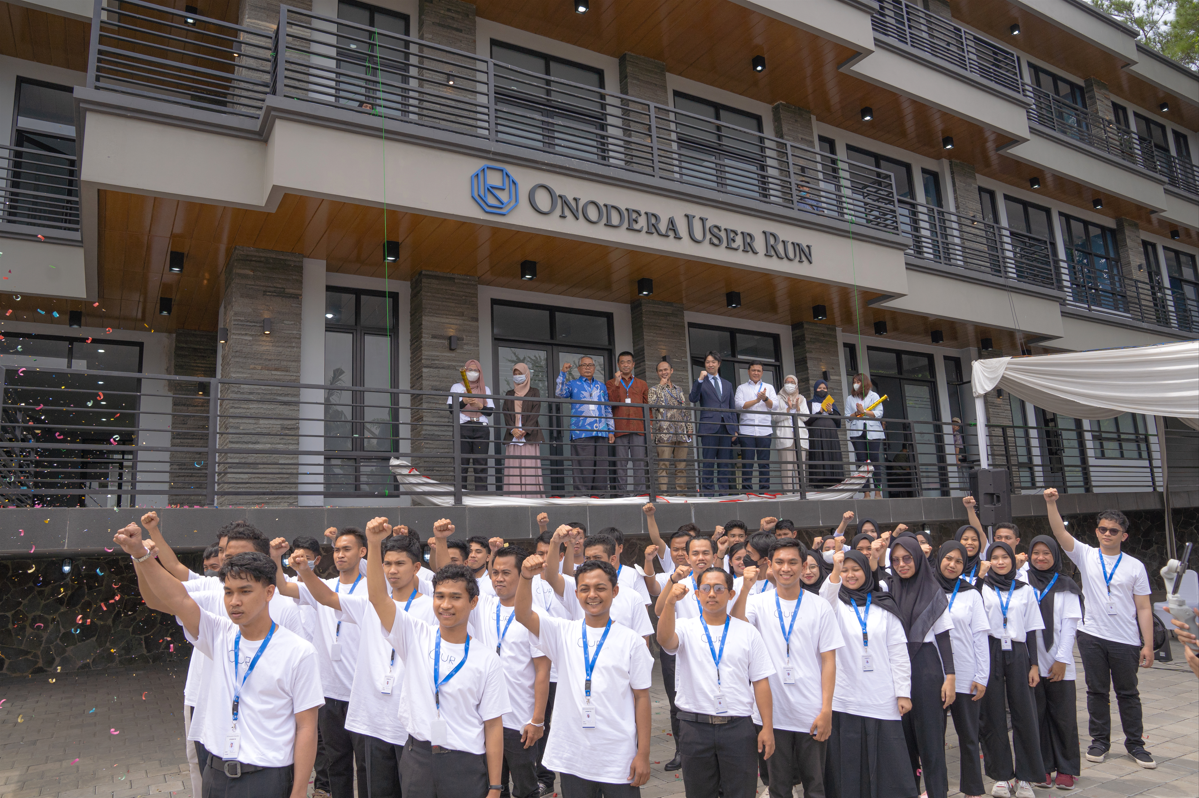 ※除幕セレモニーの様子