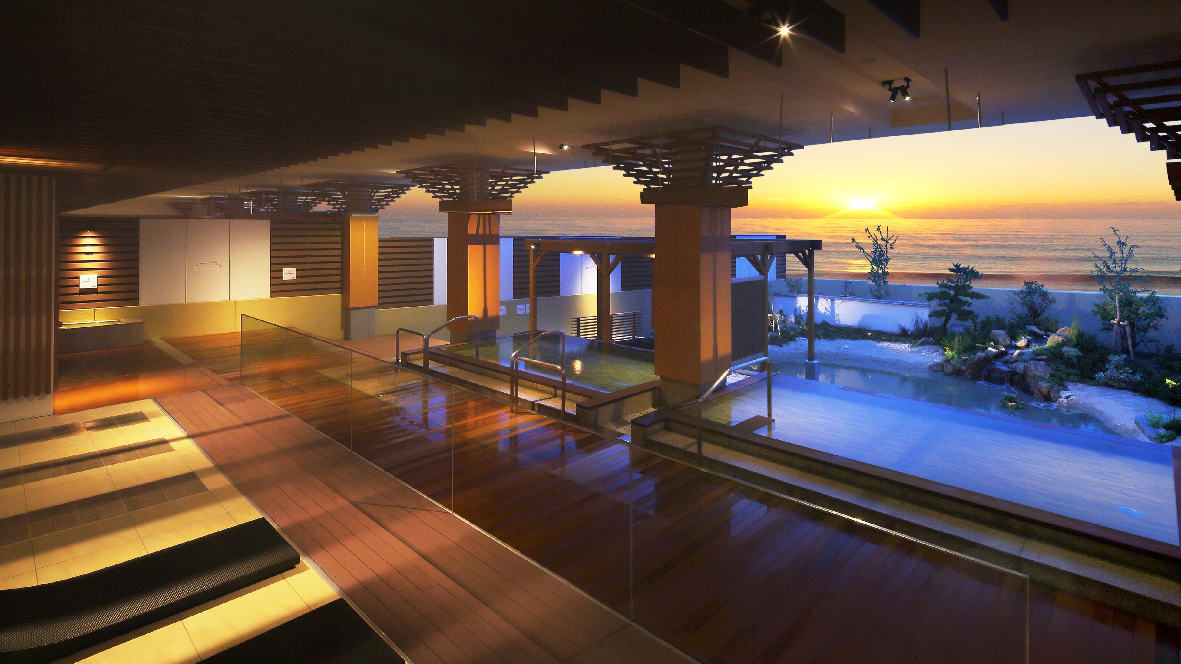 露天風呂にて水平線をながめながら温泉を満喫