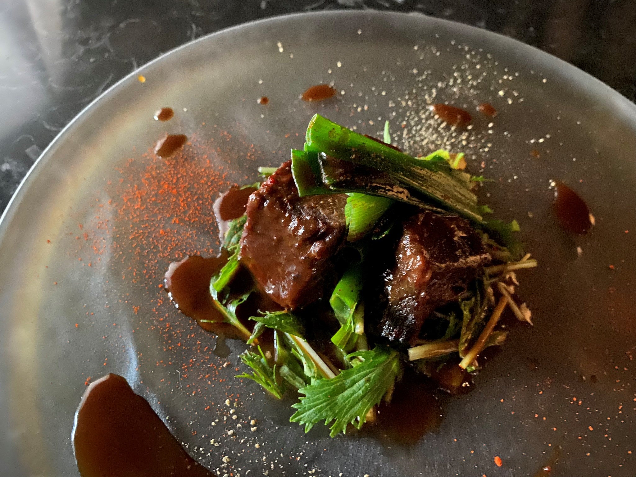 牛肉の赤ワイン煮込み  西京味噌風味