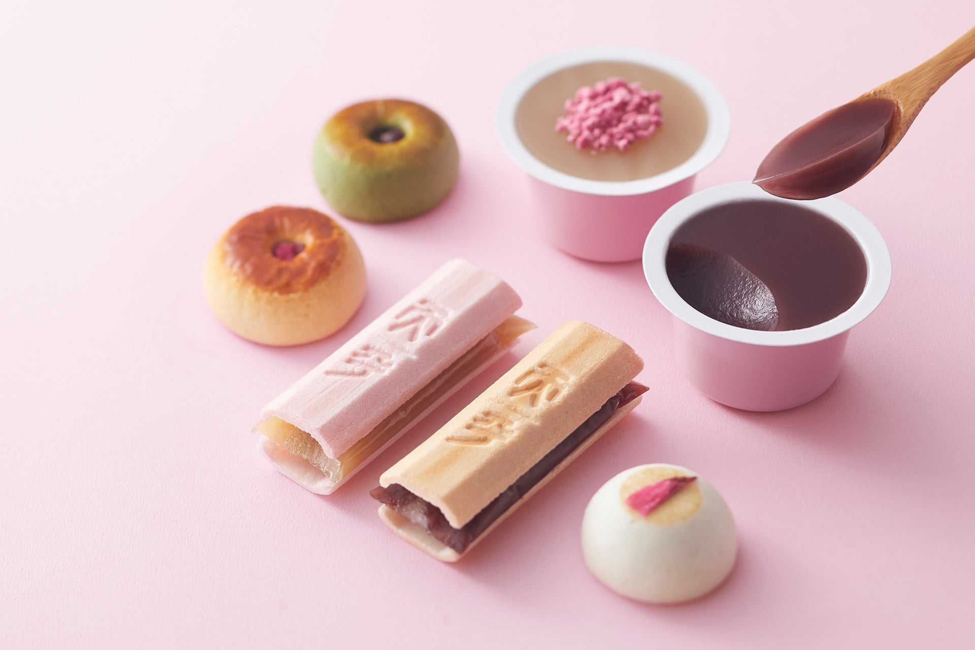 創業150余年　和菓子舗たねやの春のお菓子