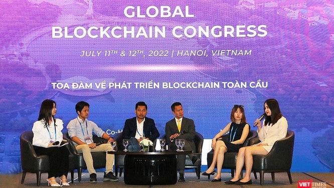 「ベトナム 、 機会のある国」というパネルディスカッション