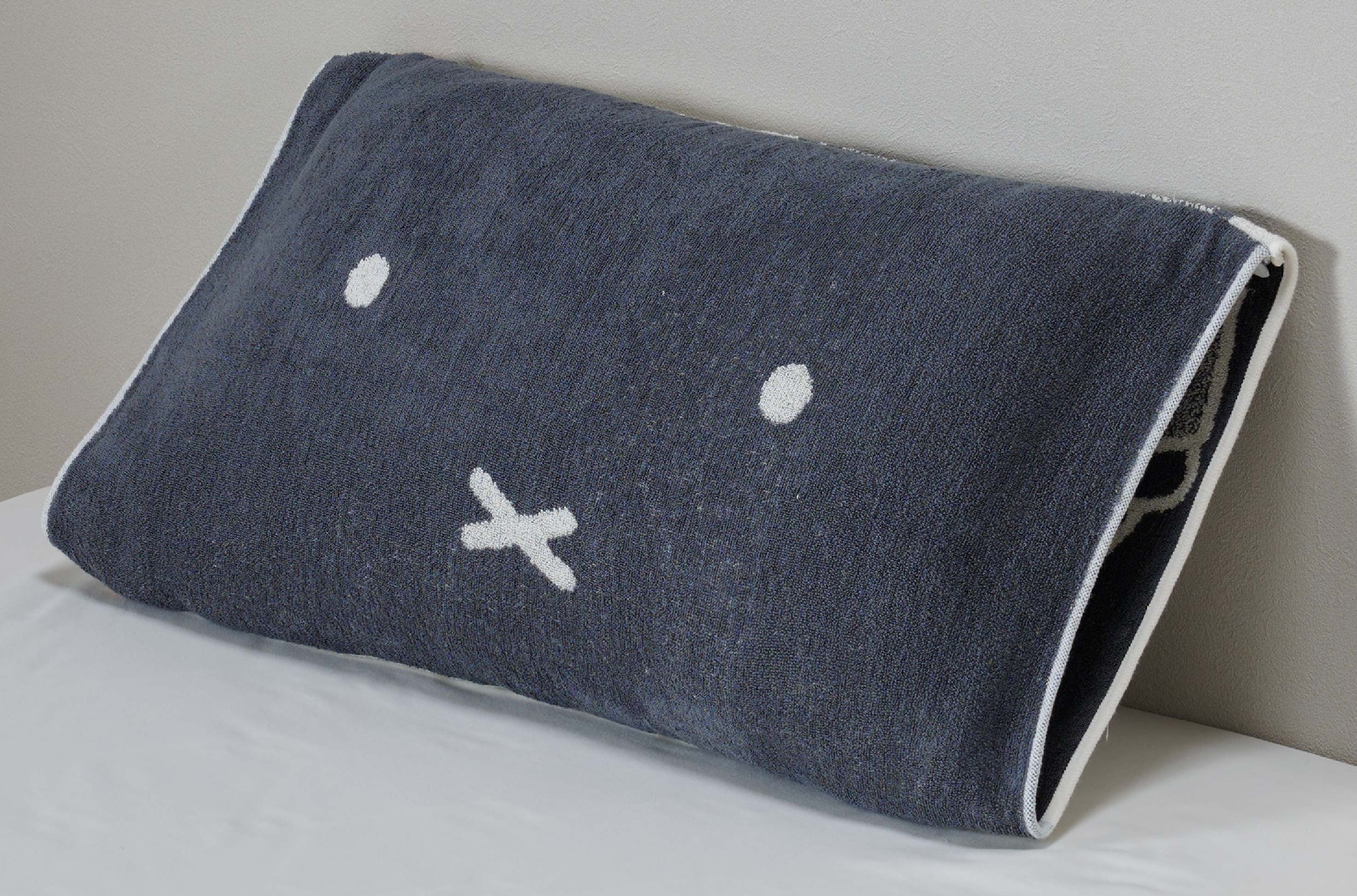 のびのびタオルピローケース あいさつ柄・表