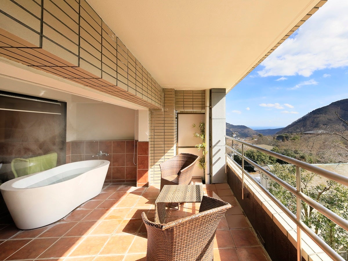 景色も愉しむ客室露天