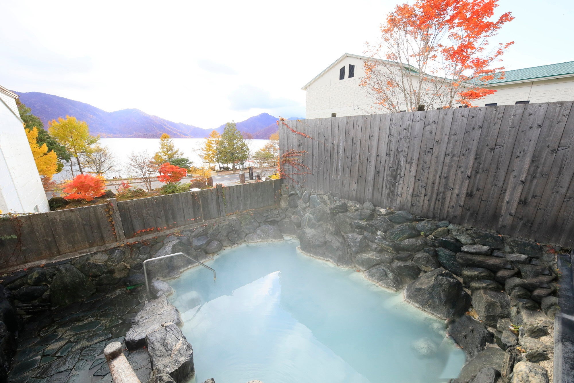 ゆとりろ日光　露天風呂