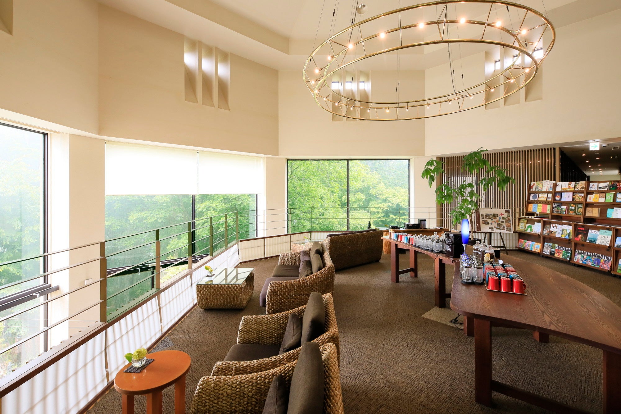 【奥日光ホテル四季彩】ラウンジ