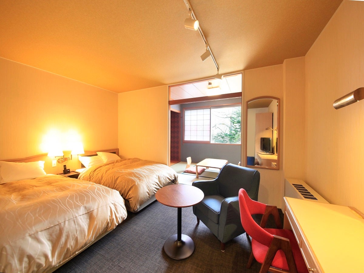 【ゆとりろ軽井沢ホテル】広々とした和洋室