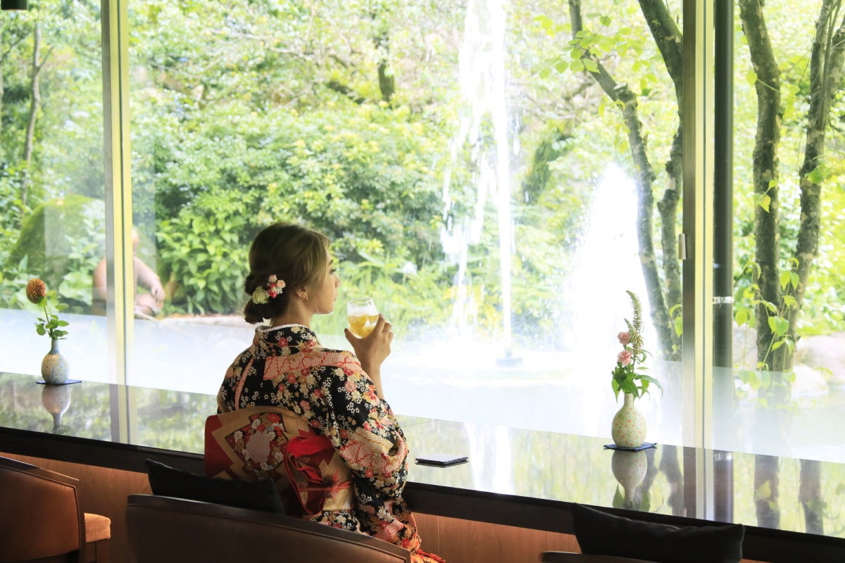 日本庭園を眺めながら一息