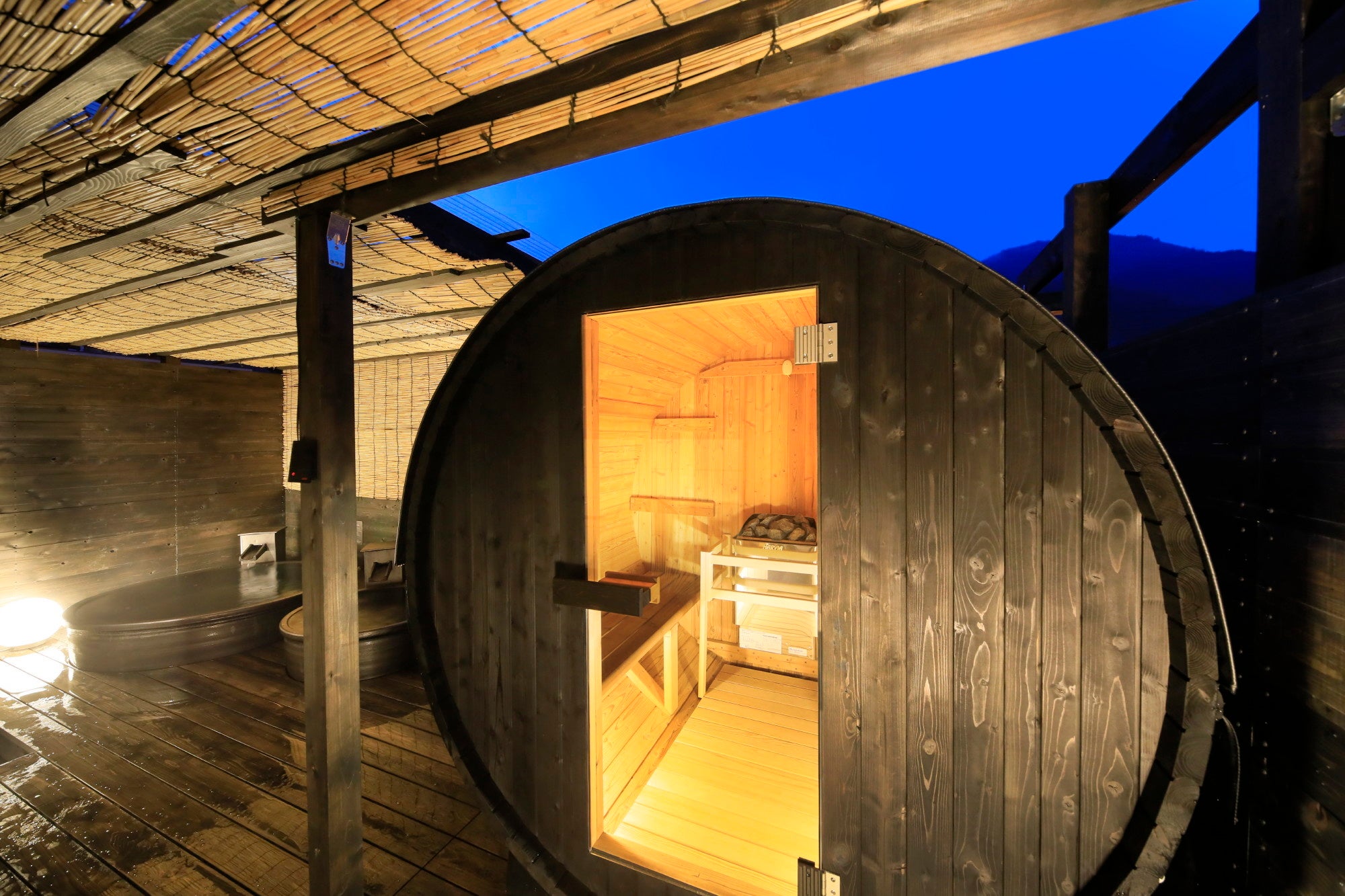 お部屋での“整い”も！新設したサウナ＆露天風呂付客室（ゆとりろ津和野）