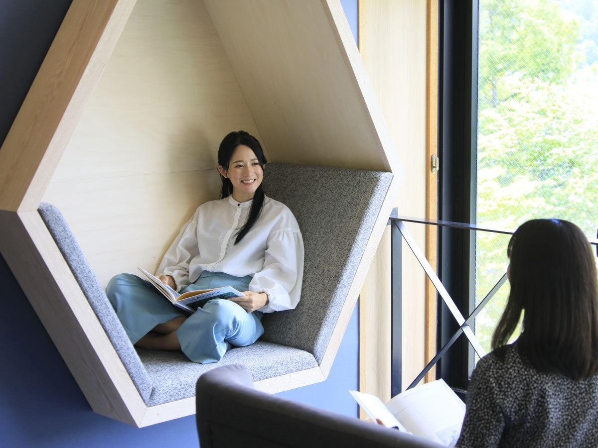 レイクビューラウンジ