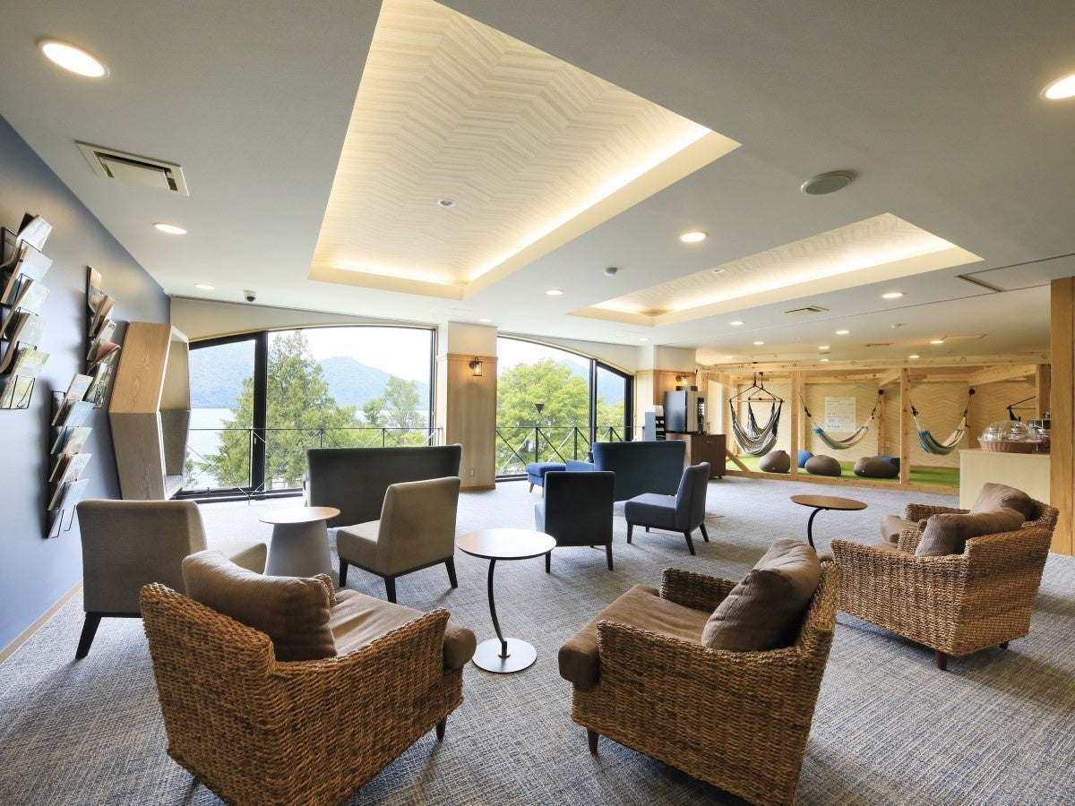 レイクビューラウンジ