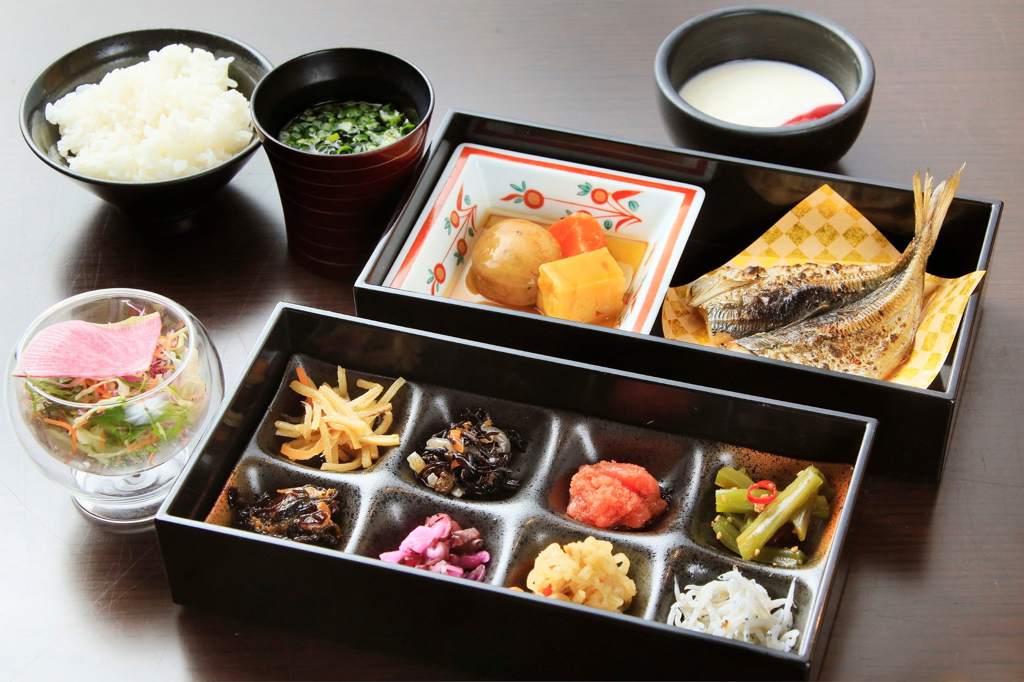 朝食は和朝食をご用意※一例