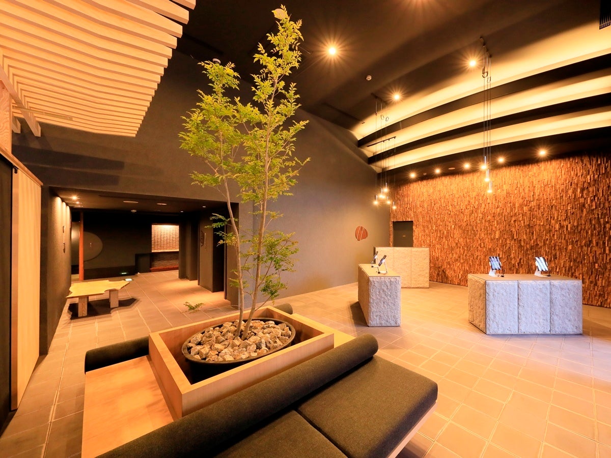 【メルヴェール箱根強羅】強羅の石や岩をイメージした館内