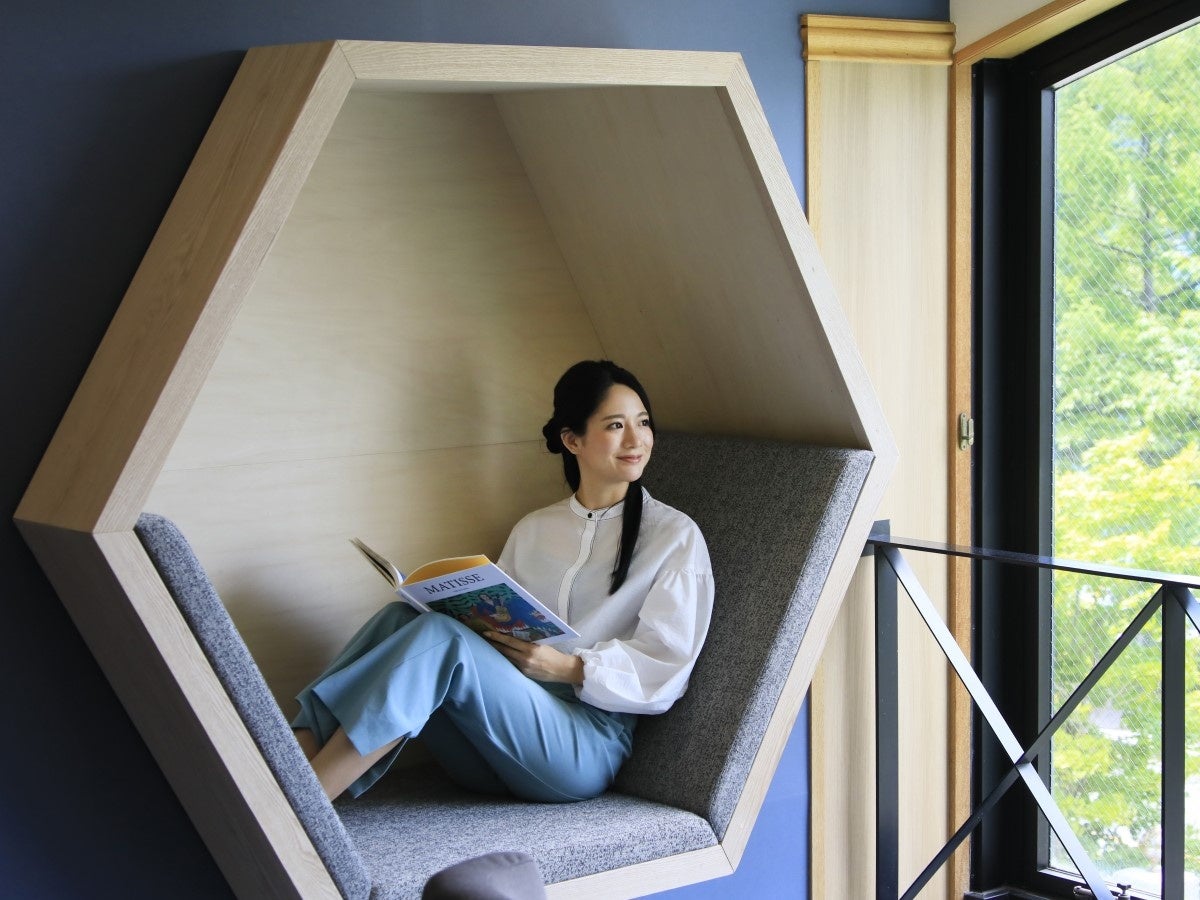 中禅寺湖を一望できるレイクビューラウンジ