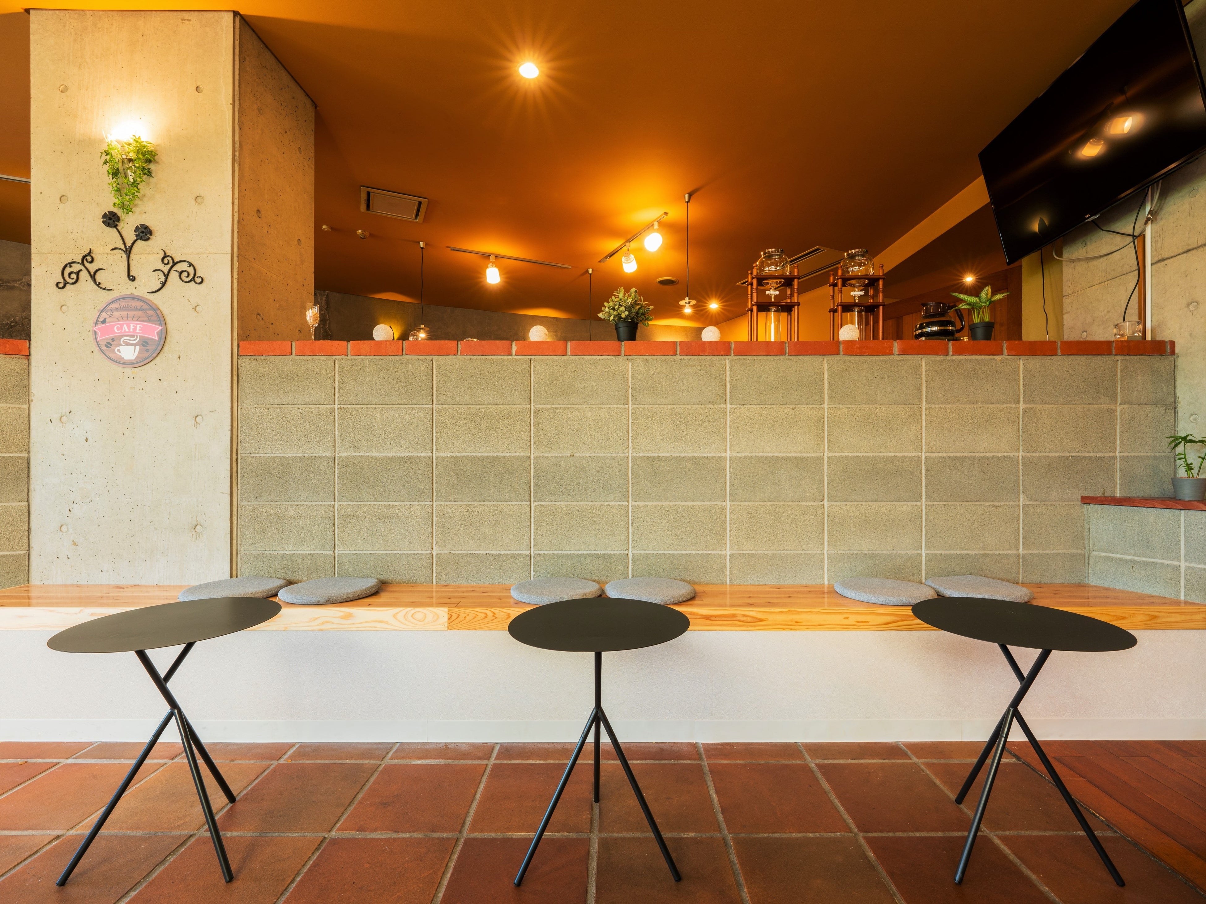 カフェラウンジ