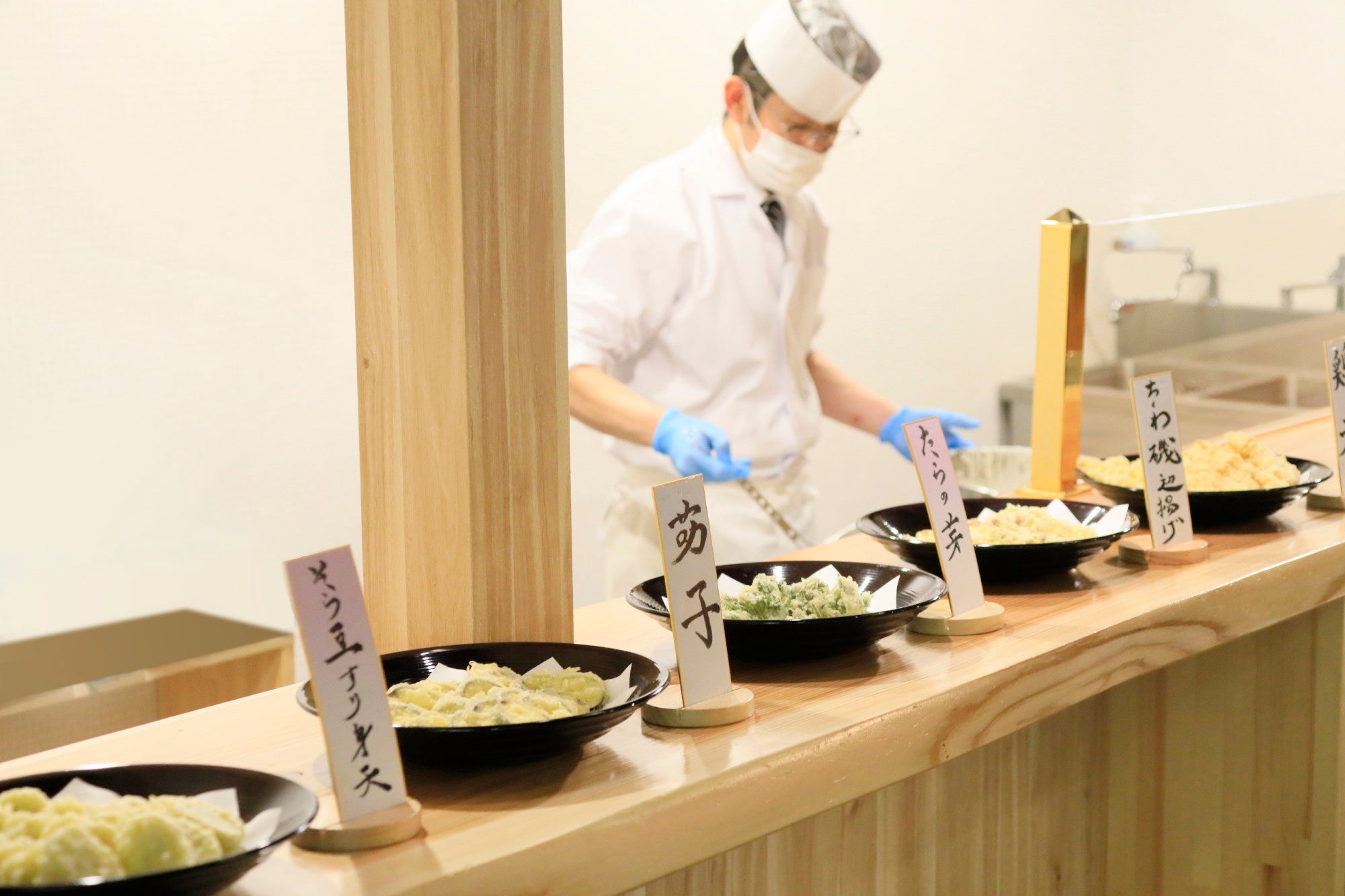 その場で揚げる天ぷら