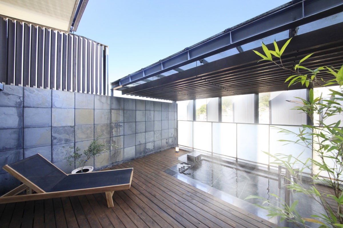 【熱海TENSUI】露天風呂は源泉かけ流し温泉