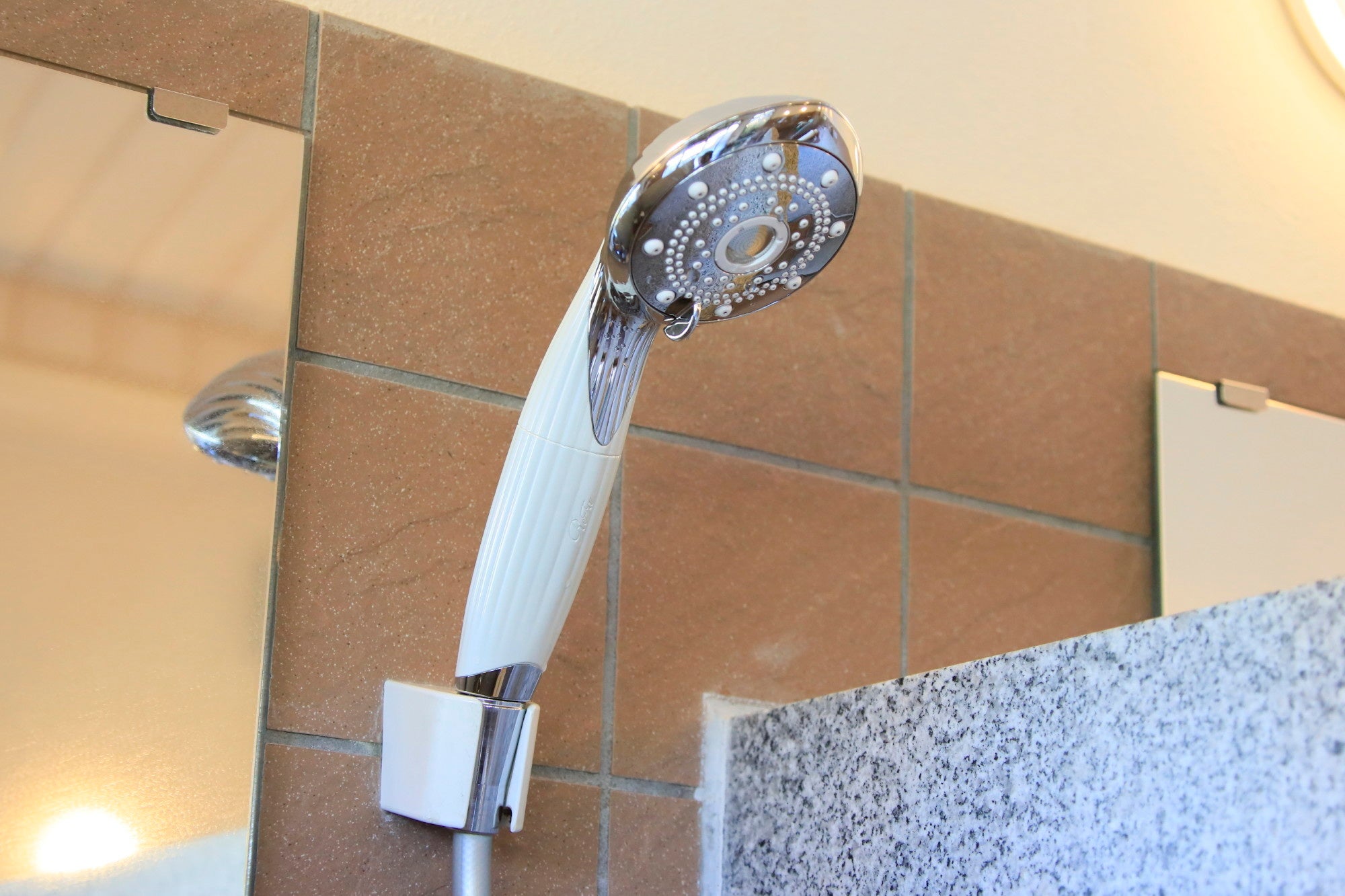 女性大浴場にはReFaのシャワーヘッドをご用意