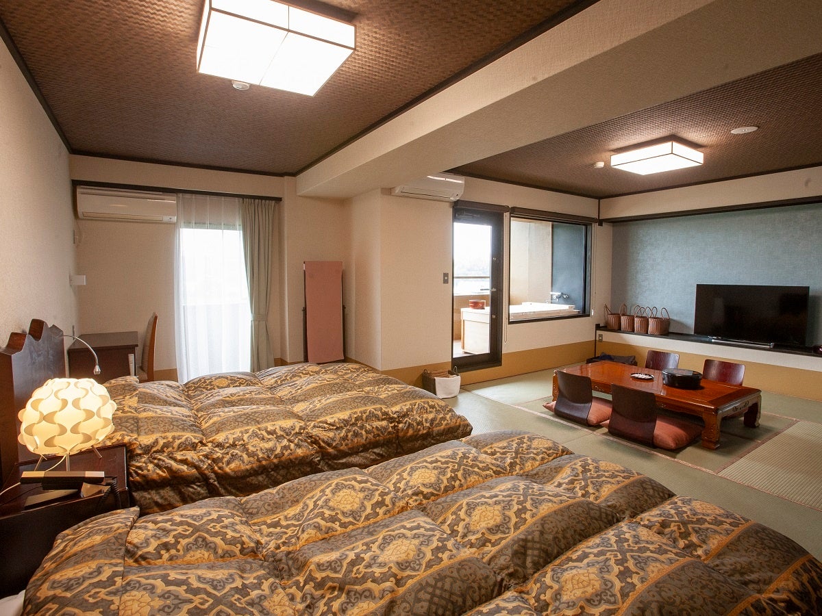 露天風呂付和洋室