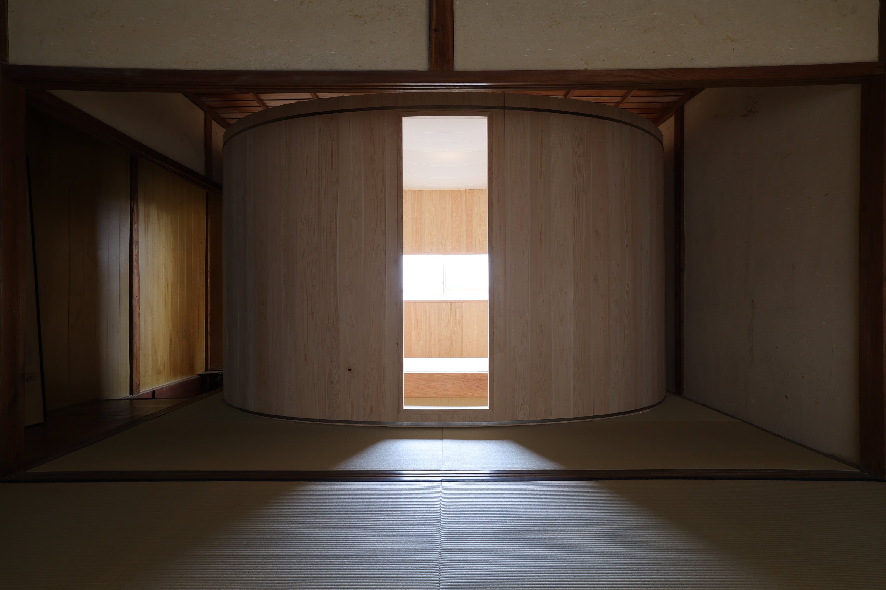 「木の部屋」中川周士