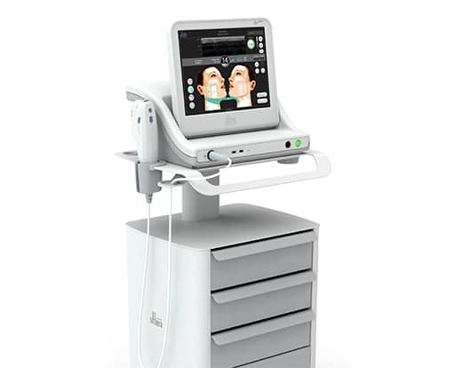 最新の「ウルセラ」を導入。米国FDA（米国食品医薬品局）で初めて「リフトアップ」の効果が認められた唯一の医療機器