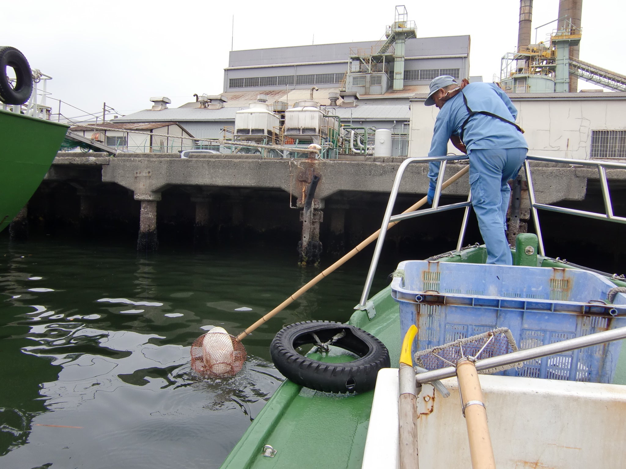 ごみの回収（川崎市提供）