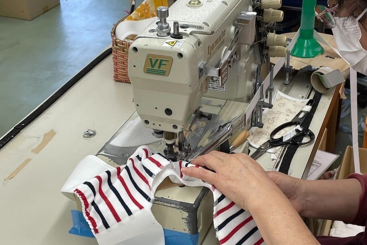 経験豊富な職人さんが、1枚ずつ心を込めて作り上げています