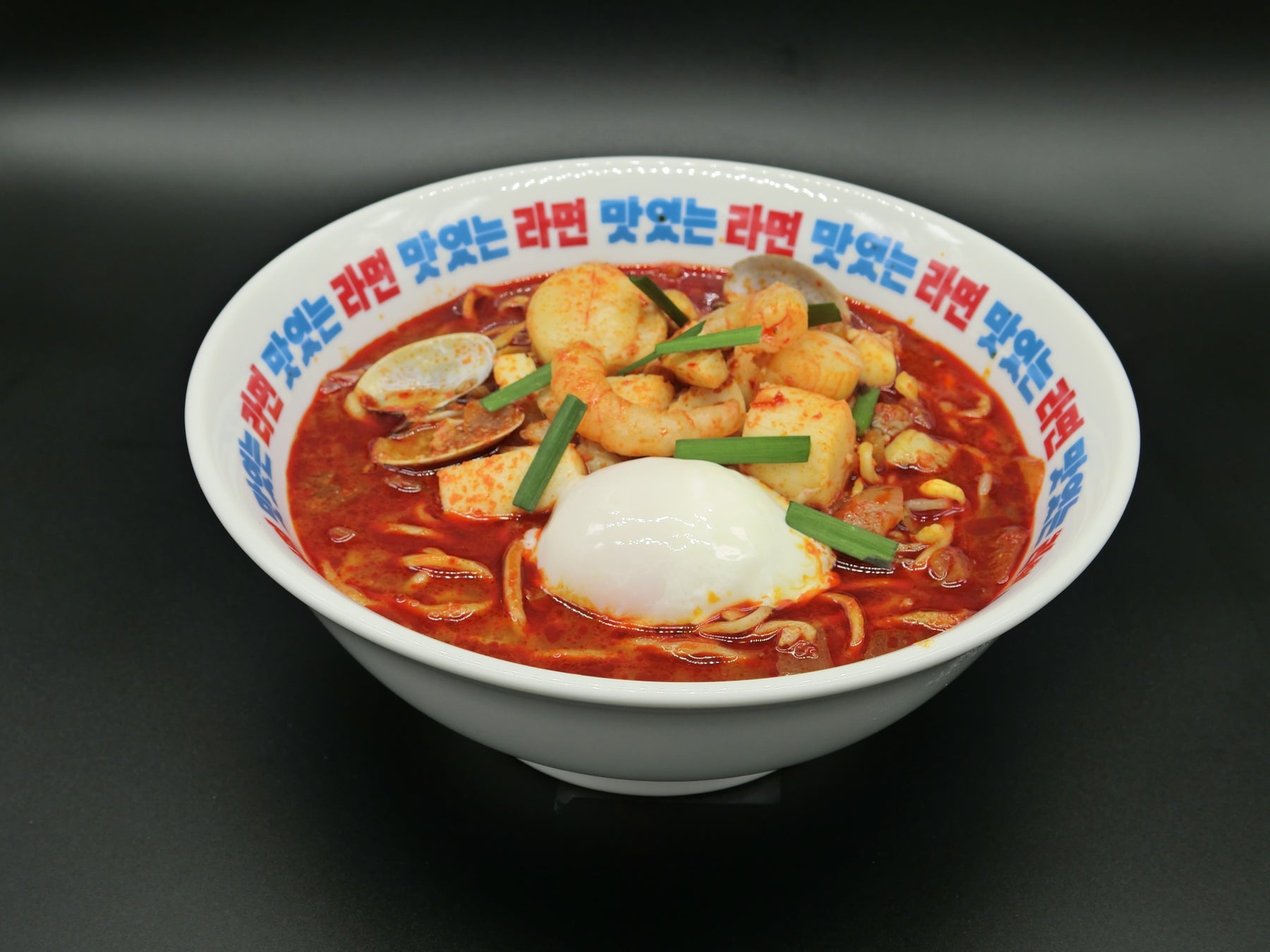 海鮮チゲラーメンの「海鮮ゴロゴロ元祖!赤麺」