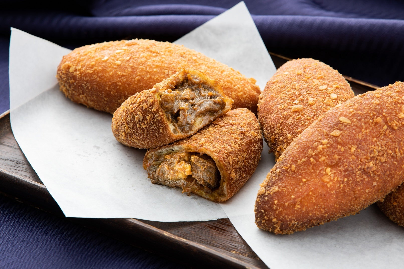 黒毛和牛カレーパン