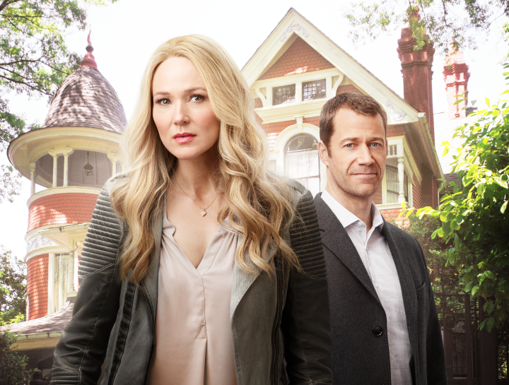 © 2016 FIXUP PRODUCTIONS (BC) INC. ALL RIGHTS RESERVED