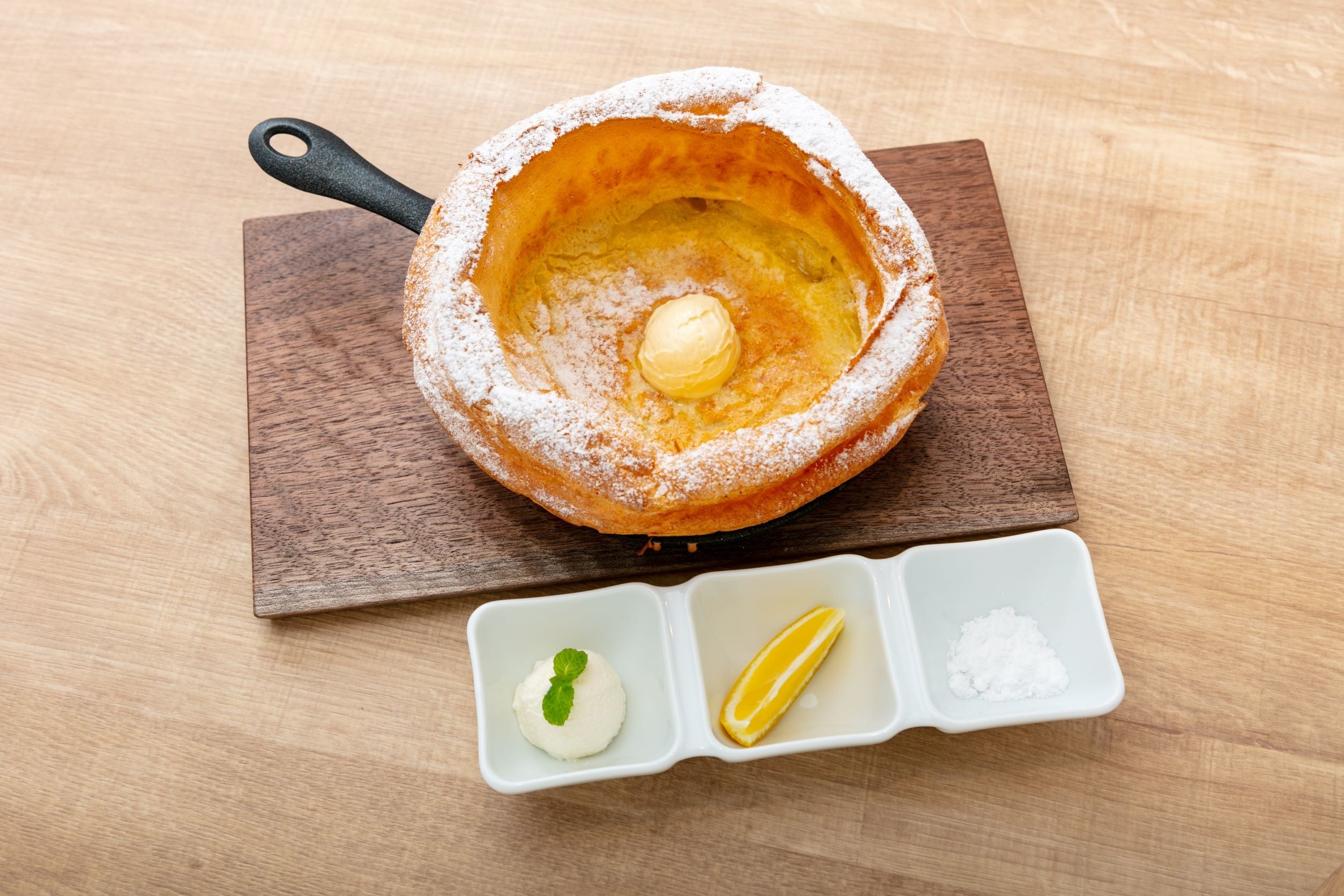 当店自慢のパンケーキ「ダッチベイビー」