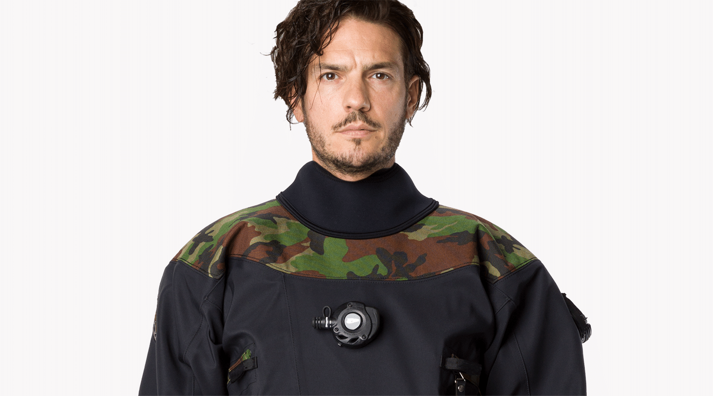 ダイビングスーツ