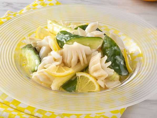 イカときゅうりのネギ塩サラダ