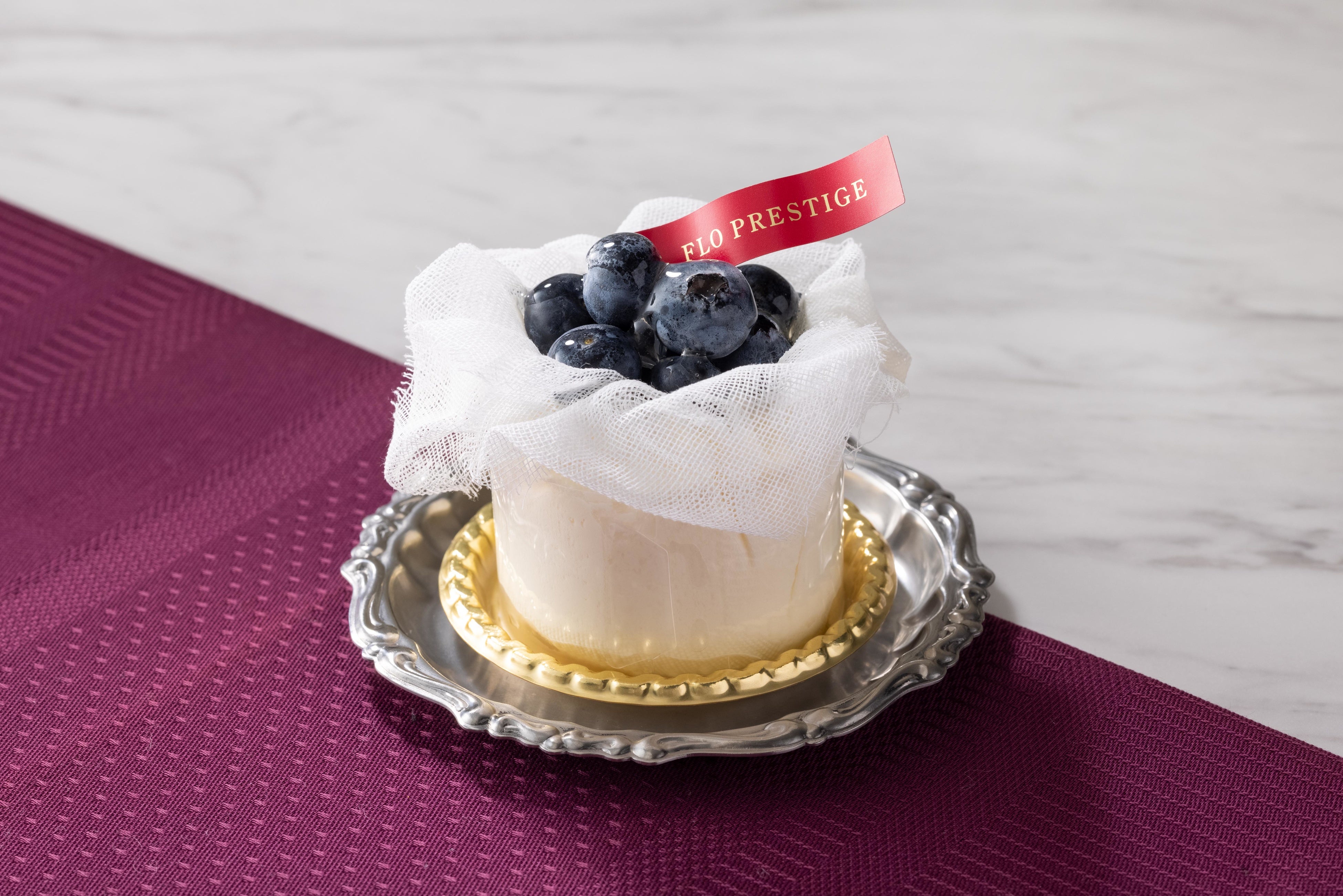 ブルーベリーのレアチーズケーキ ＜クレームダンジュ＞