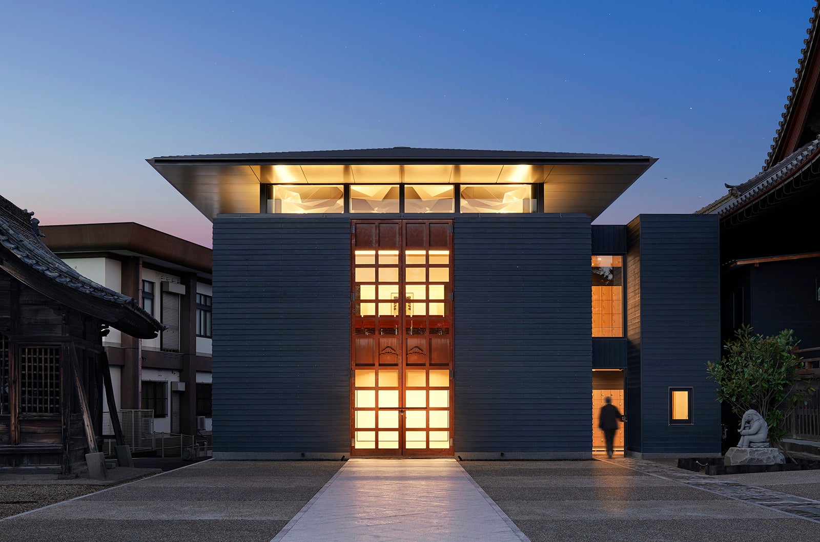 信徒会館　外観