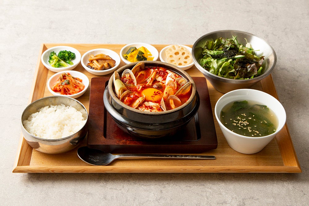 殻付きあさりのスンドゥブチゲ定食（イメージ）