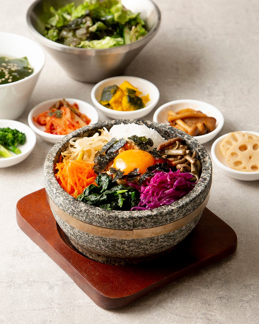 9種の具材の石焼ビビンパ定食（イメージ）