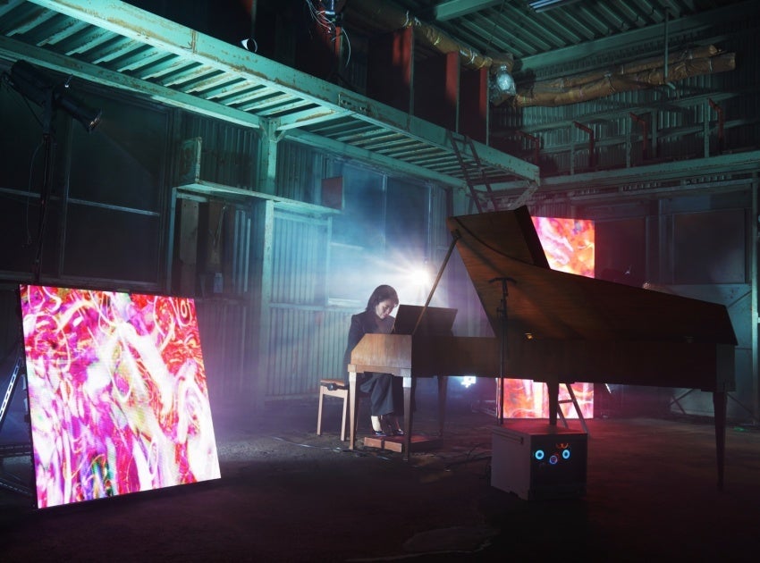 photo by Hiroyasu Daidou