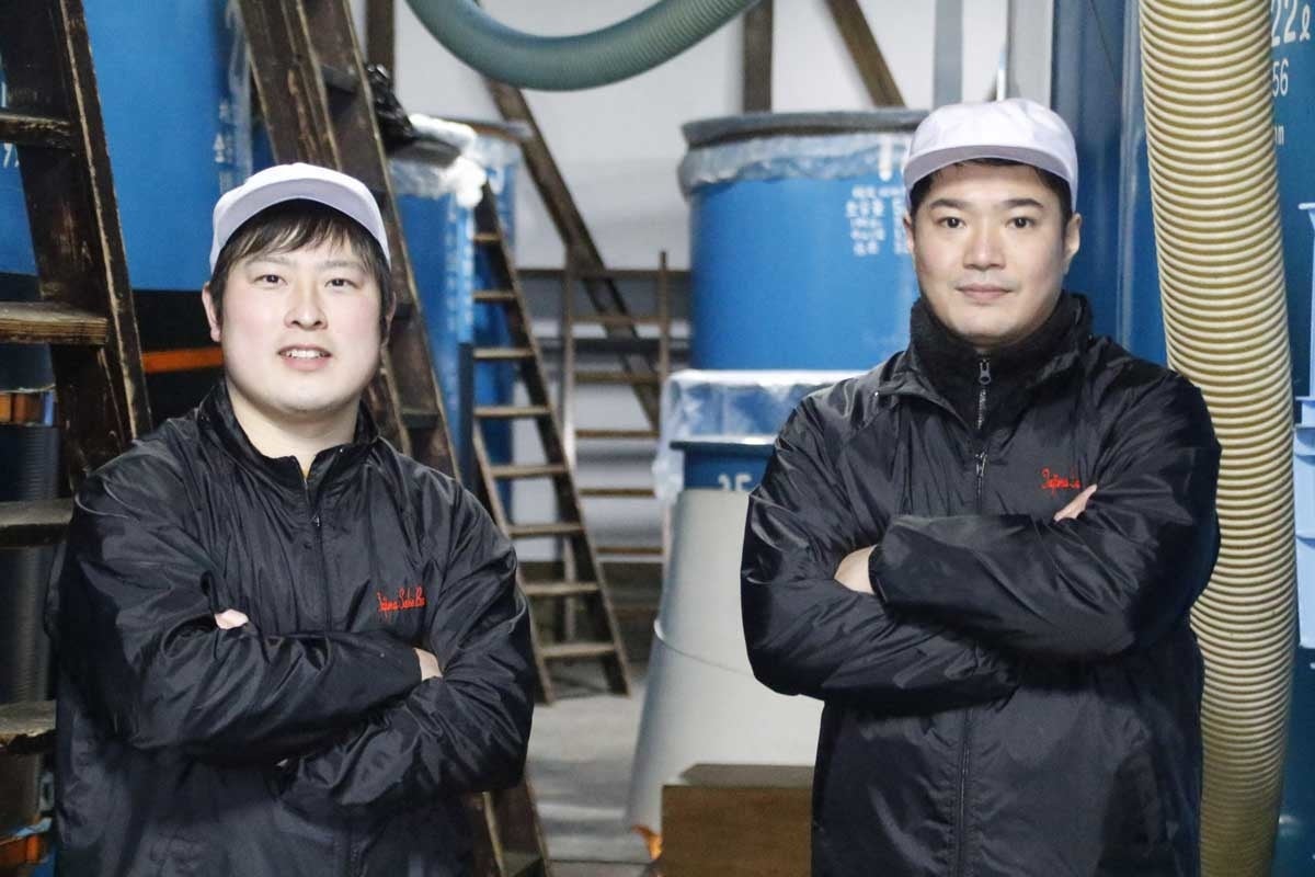 左から 田嶋雄二郎(田嶋酒造) 仲里彬(瑞穂酒造)